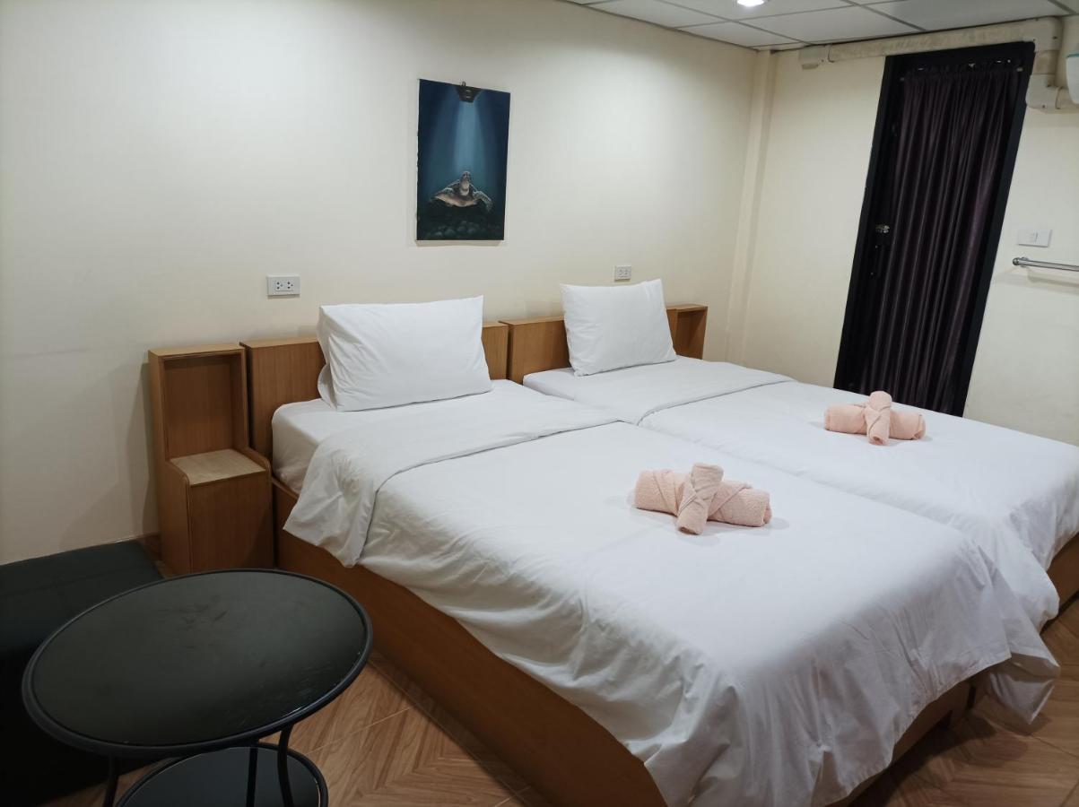Double D Rooms & Cafe Μπανγκόκ Εξωτερικό φωτογραφία