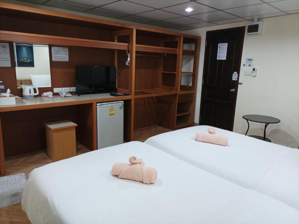 Double D Rooms & Cafe Μπανγκόκ Εξωτερικό φωτογραφία