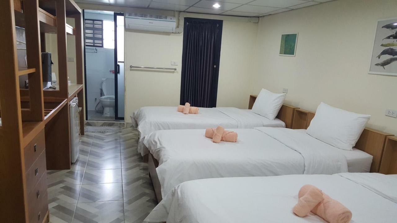 Double D Rooms & Cafe Μπανγκόκ Εξωτερικό φωτογραφία