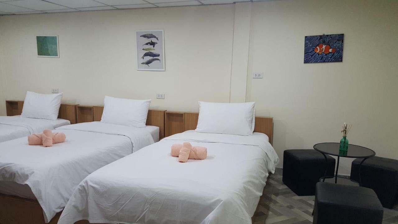 Double D Rooms & Cafe Μπανγκόκ Εξωτερικό φωτογραφία